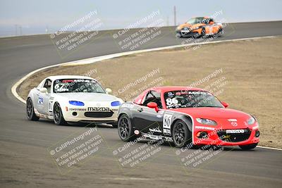 media/Jan-26-2025-CalClub SCCA (Sun) [[cfcea7df88]]/Group 4/Race/